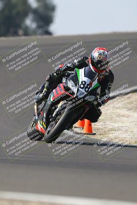 media/Nov-01-2025-TrackDaz (Sat) [[2b4d5192bc]]/A Group/12pm (Turn 2 (Outside)/